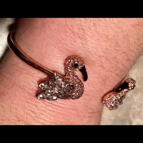 Kate Spade ♠️ Pink Pave Crystal Flamingo Bracelet - Picture 4 of 7